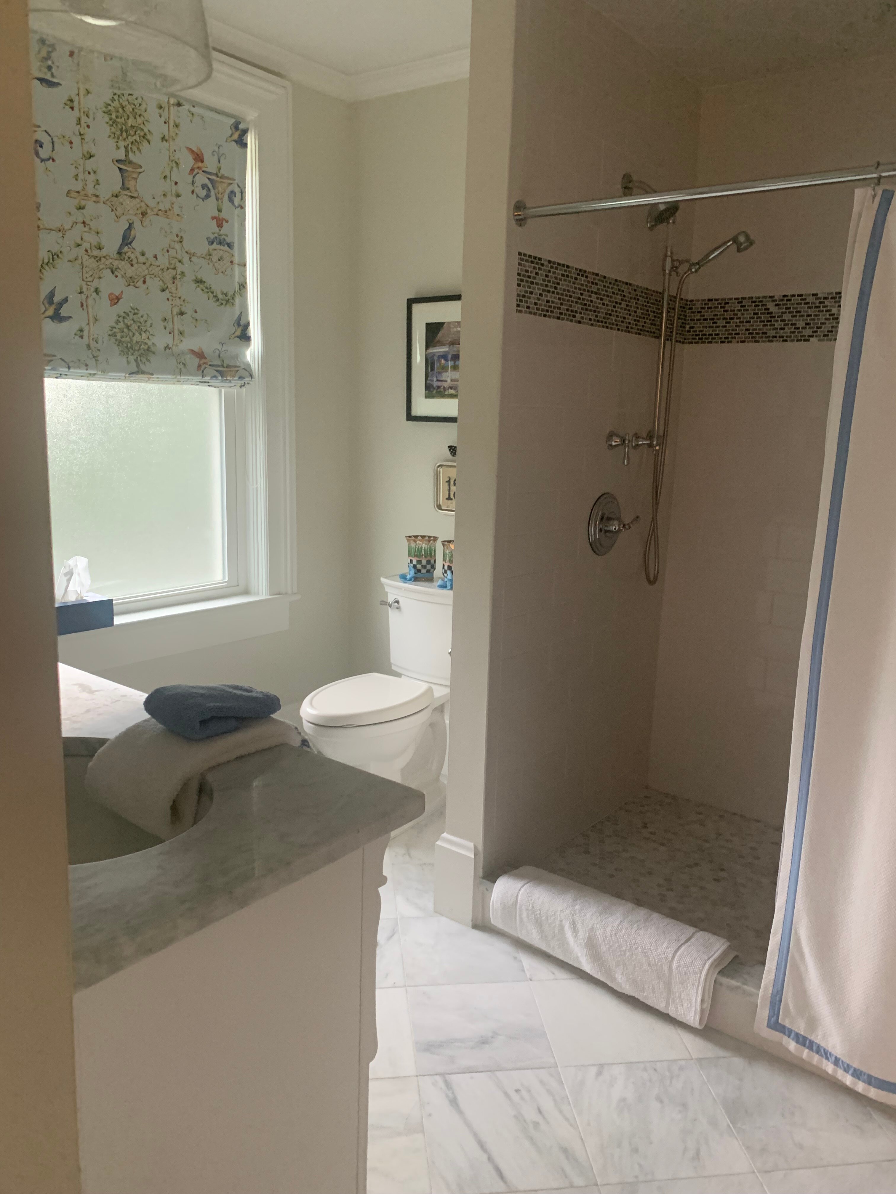 34 State Historic Luxury Suites-浴室