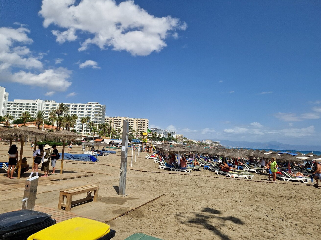 Costa De La Carihuela-托雷莫里诺斯必去景点