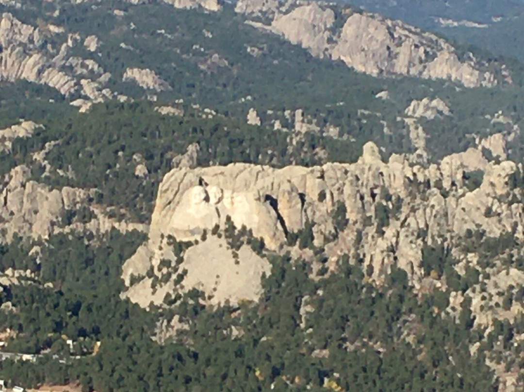 Black Hills Aerial Adventures-卡斯特必去景点