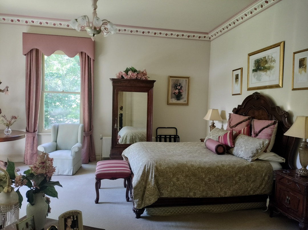 Valhalla House主图