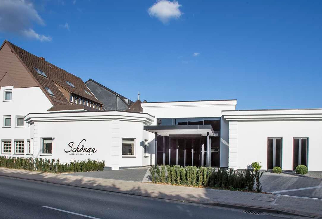 Uetze酒店住宿-Hotel Schoenau