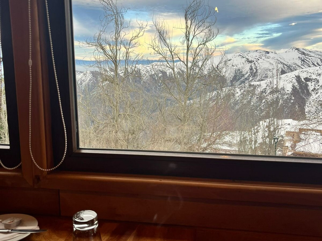 Hotel La Cornisa主图