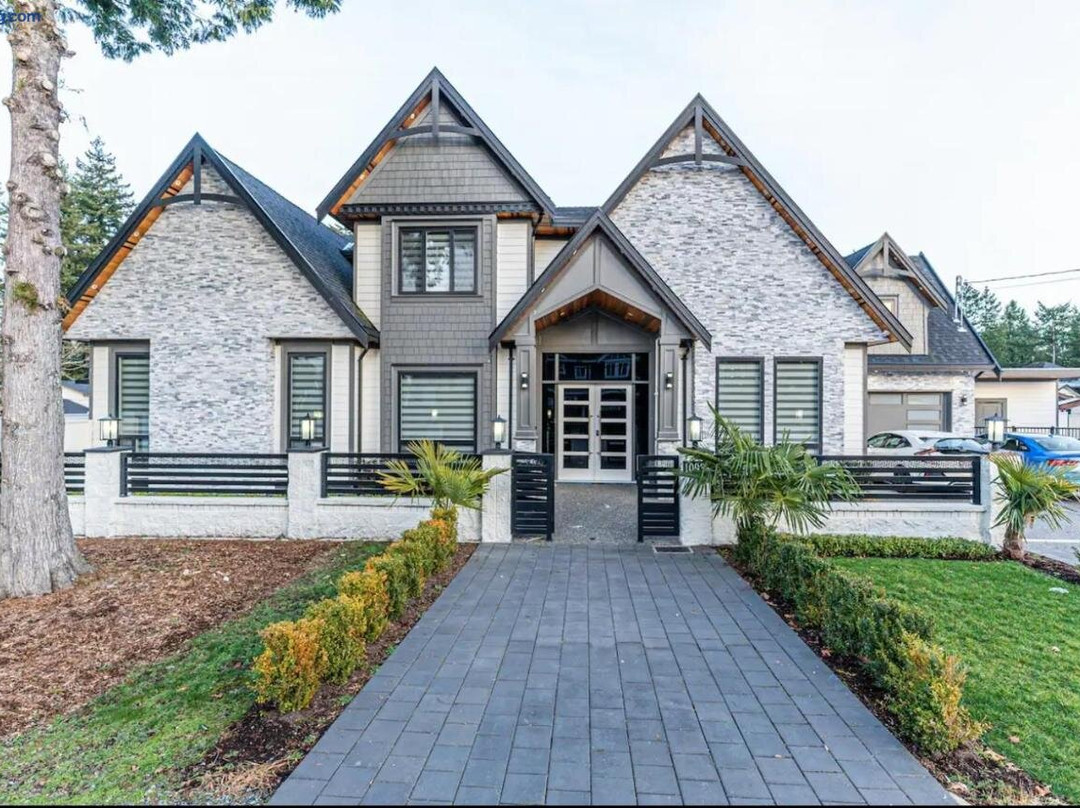 T&T Lodge