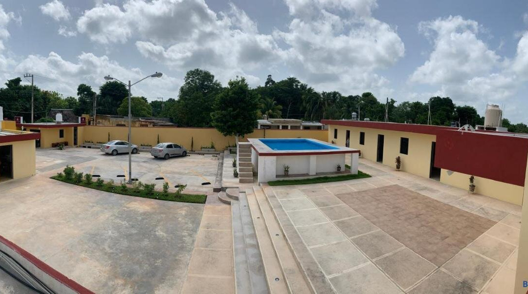 Hotel La Piramide Lzamal