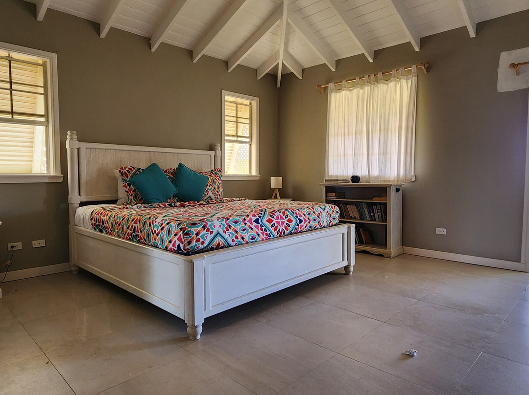 Santosha Barbados主图