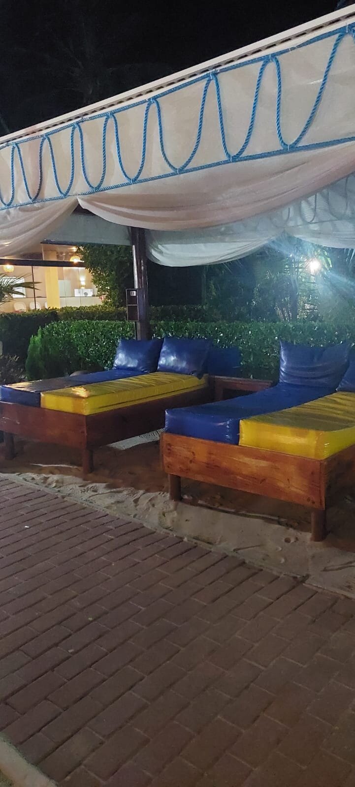 Croa Mares Hotel-泳池