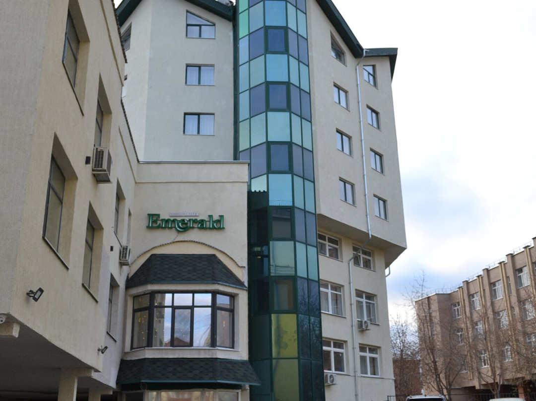 埃默拉尔德酒店主图