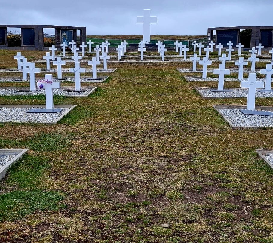 Argentine Military Cemetery景点图片