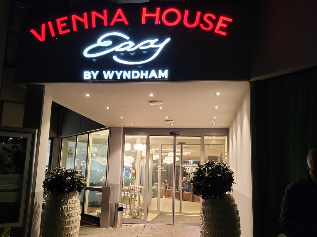 美居酒店弗兰克福特机场店主图