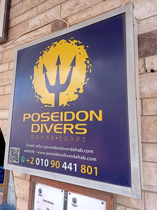Poseidon Divers-达哈卜必去景点
