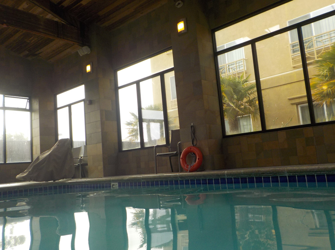 萨利纳斯智选假日酒店主图