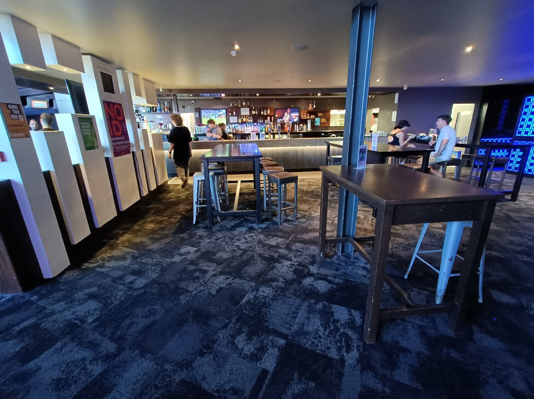 Strike Entertainment Centre, Lower Hutt-下赫特必去景点