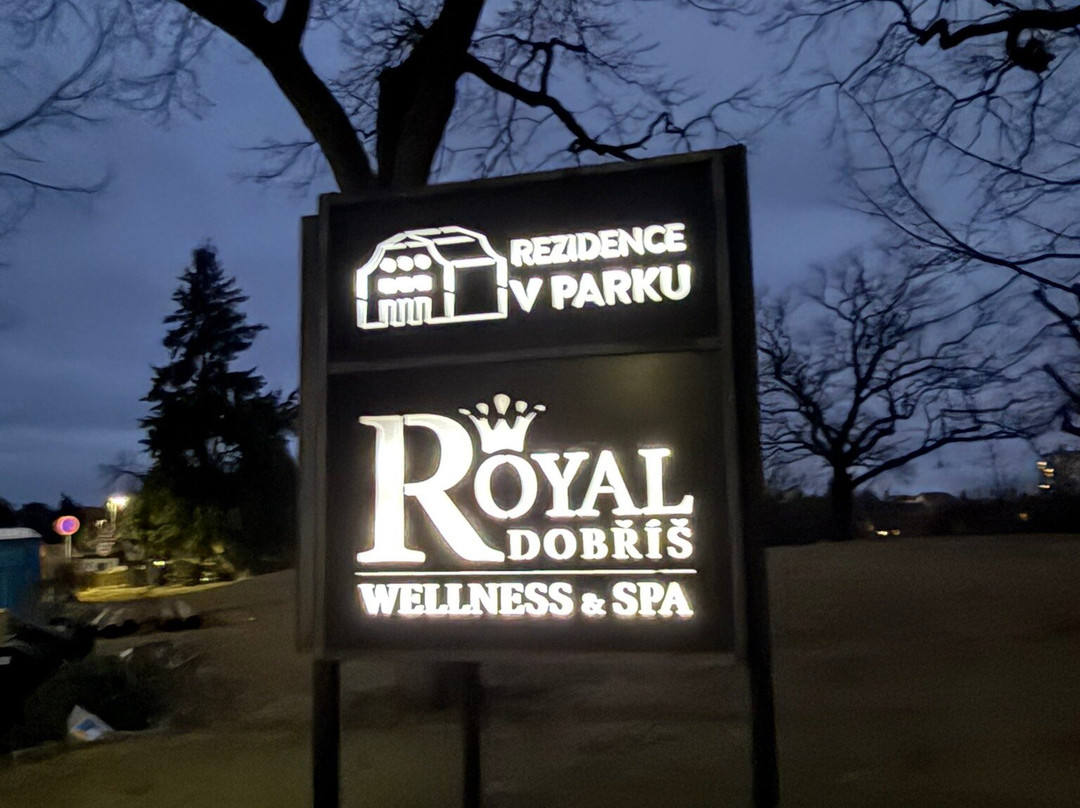 Royal Wellness & Spa Dobris-Dobris必去景点