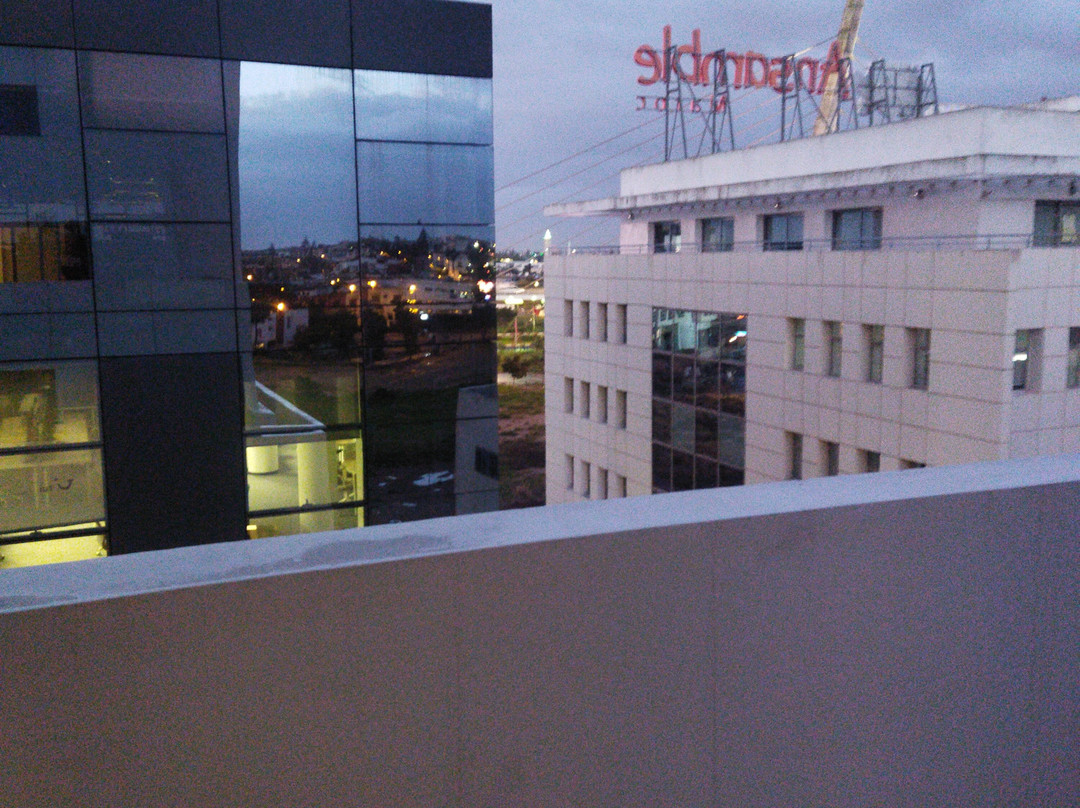 肯兹西迪马鲁夫酒店主图