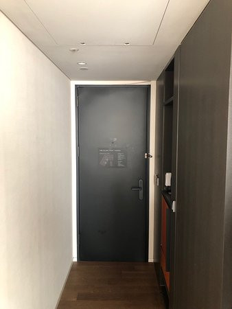 古罗诗拉酒店主图