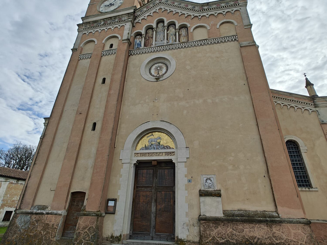 Chiesa San Bartolomeo - Chiarano景点图片
