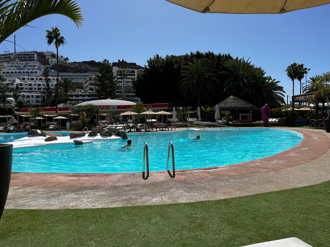 Chester Beach Club景点图片