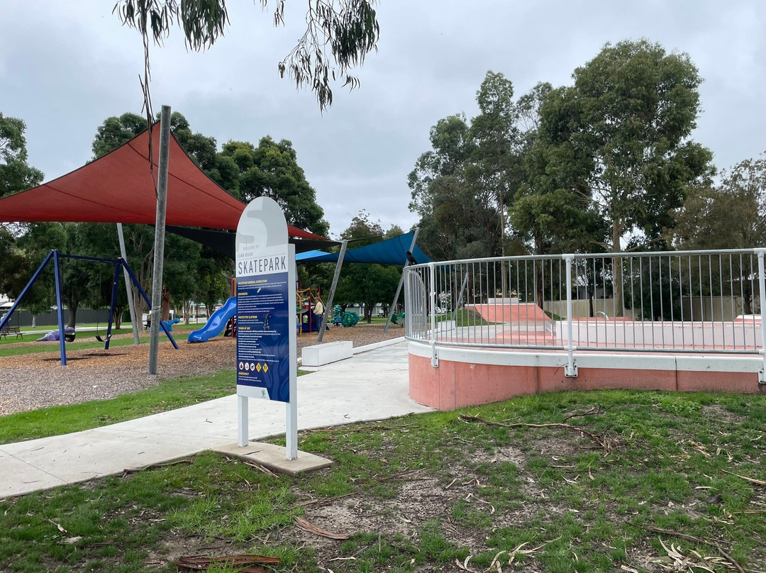 Mick Baum Park景点图片
