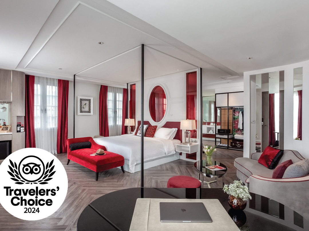 La Seine Hotel