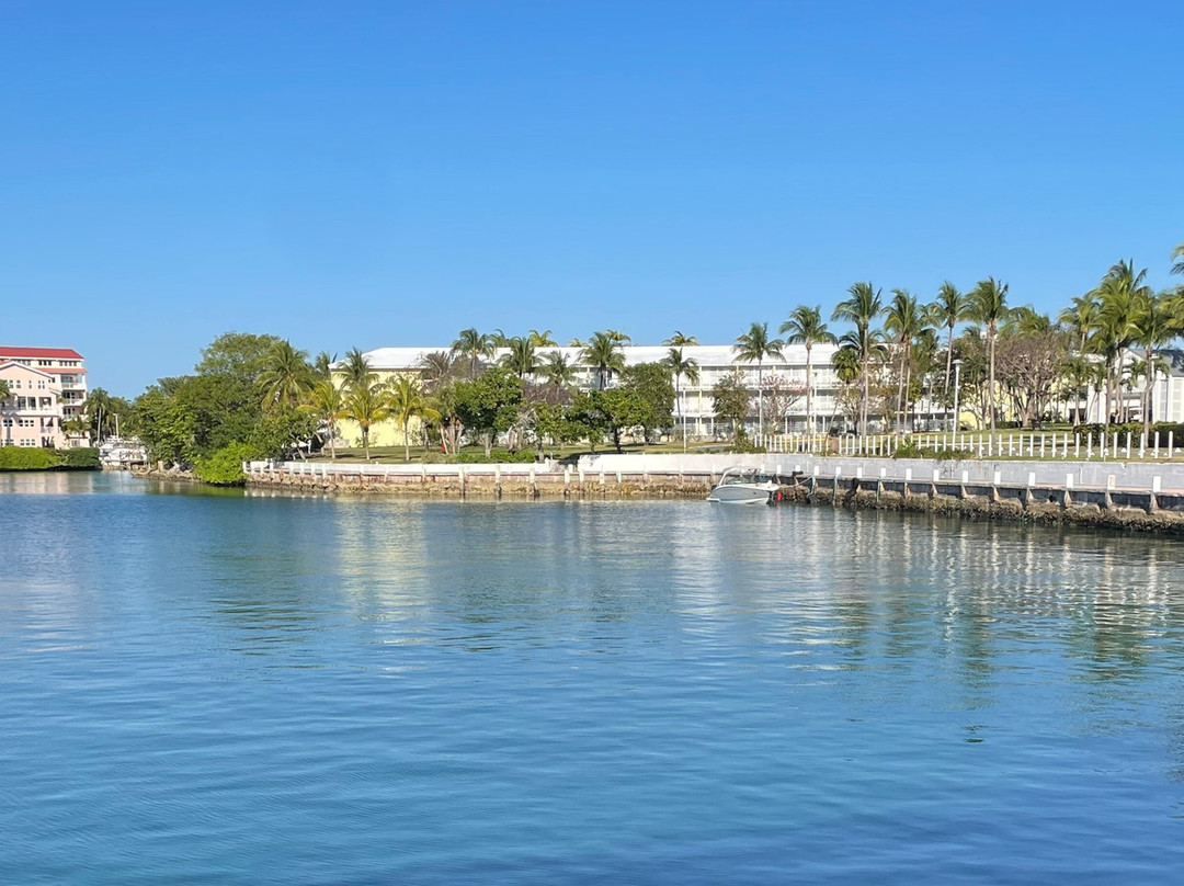 Pelican Bay Hotel主图