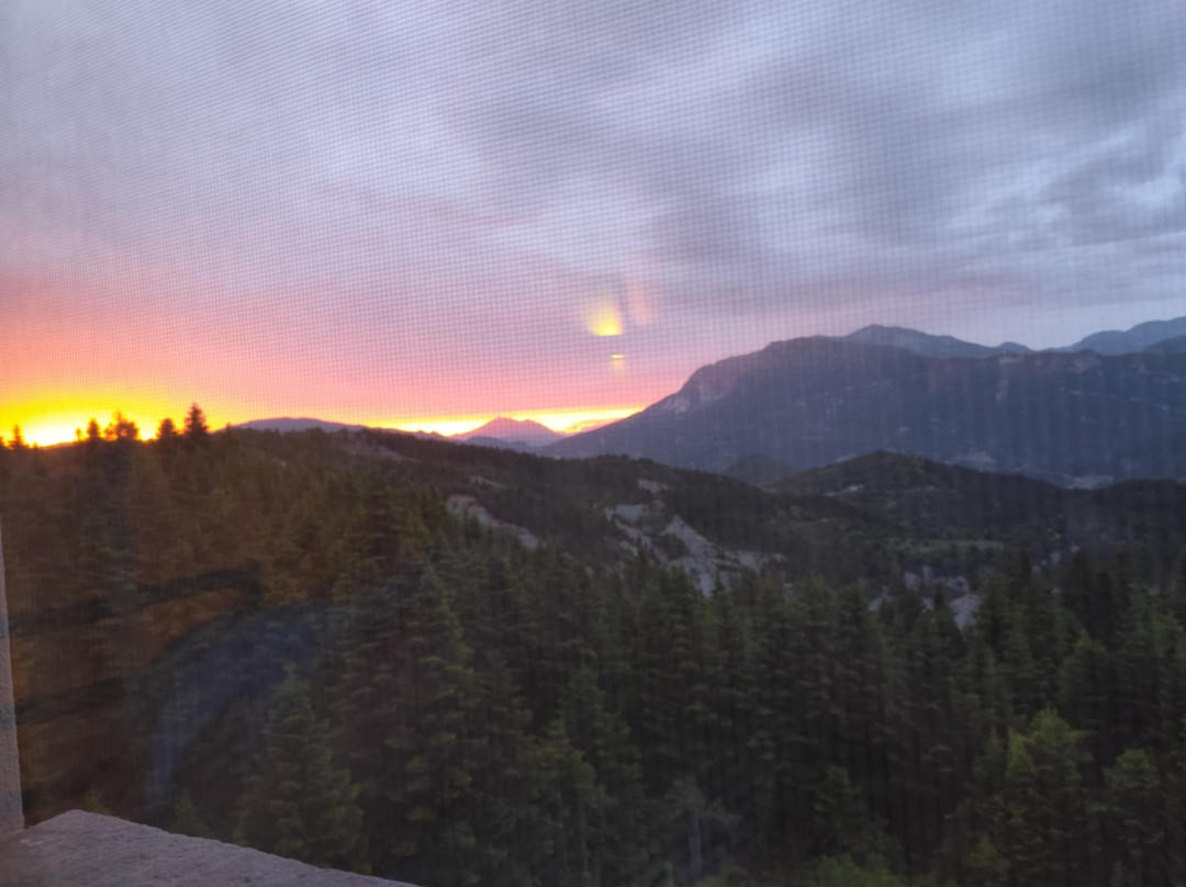 Anavasi Mountain Resort主图