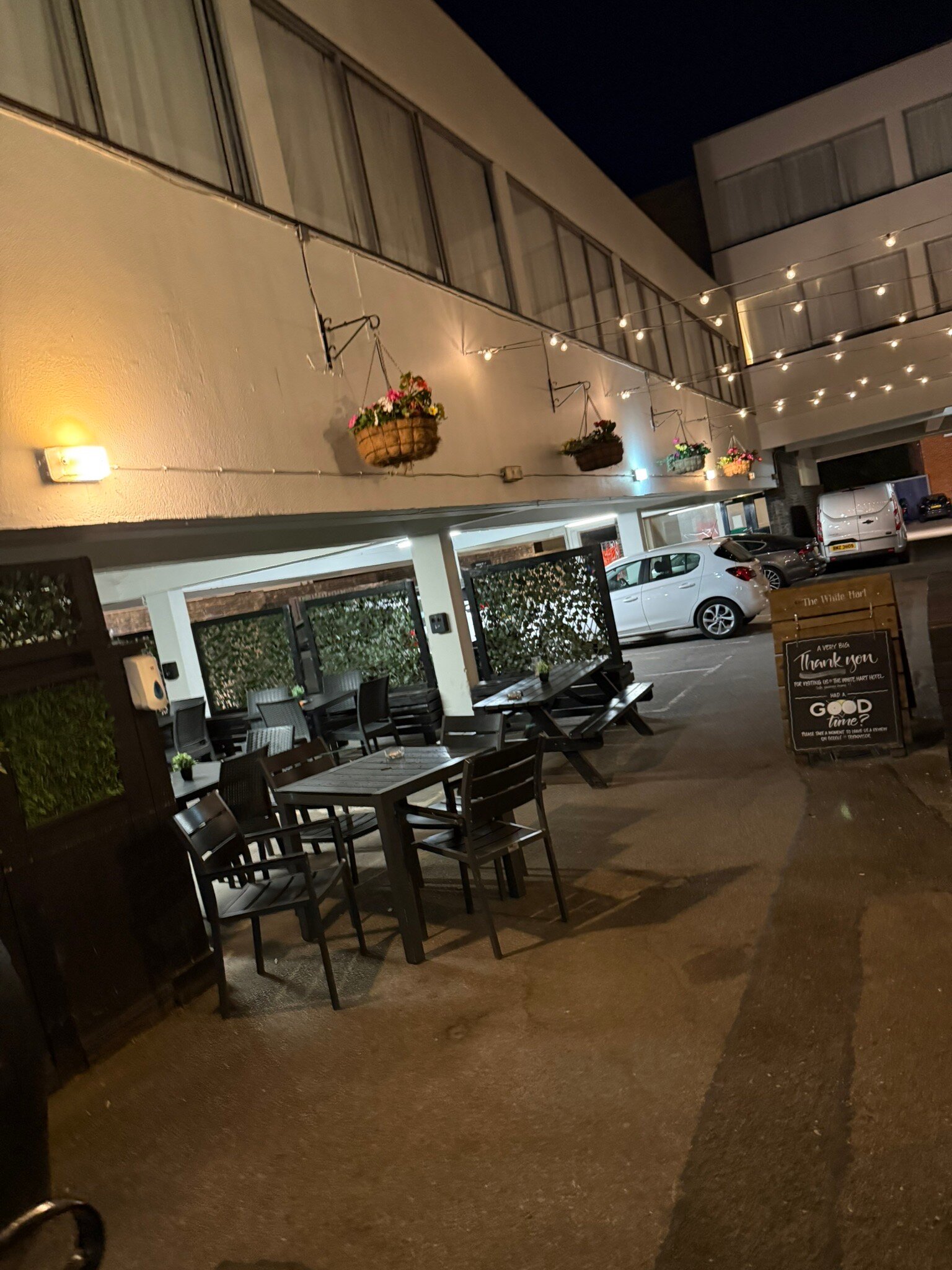 白鹿酒店-官方