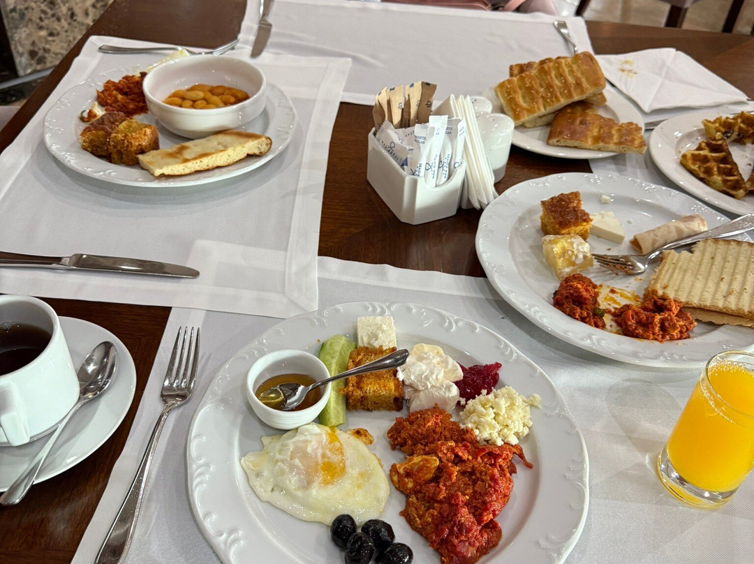 Ana Hotel Urmia主图