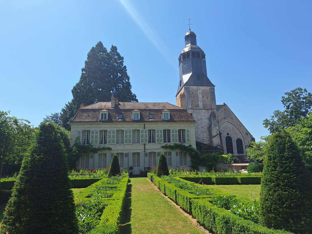 Musee Du College Royal Et Militaire De Thiron-Gardais-Thiron-Gardais必去景点