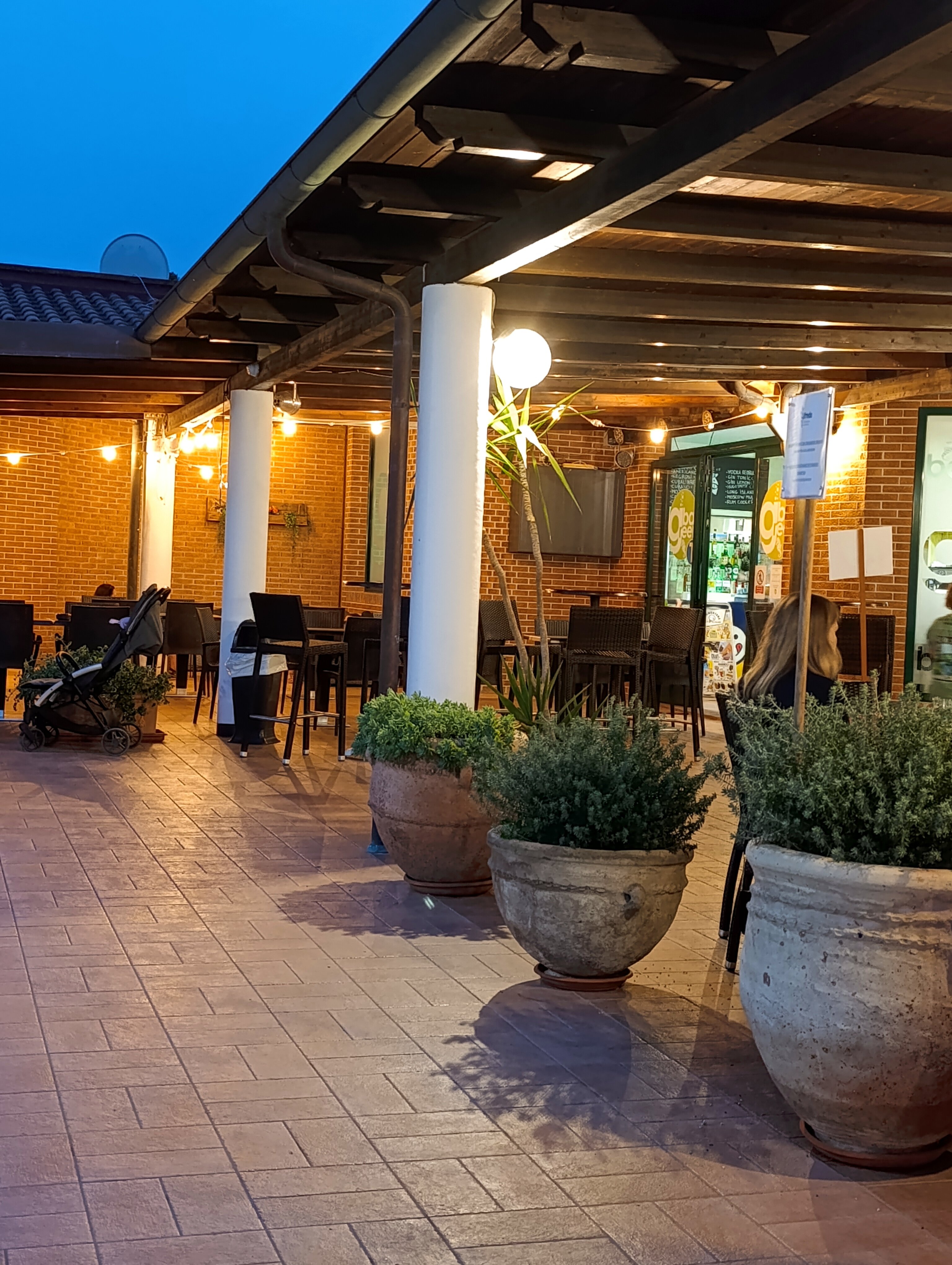 La Cecinella-官方