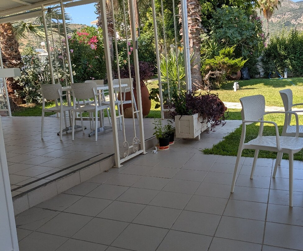 Mythos Apartments主图