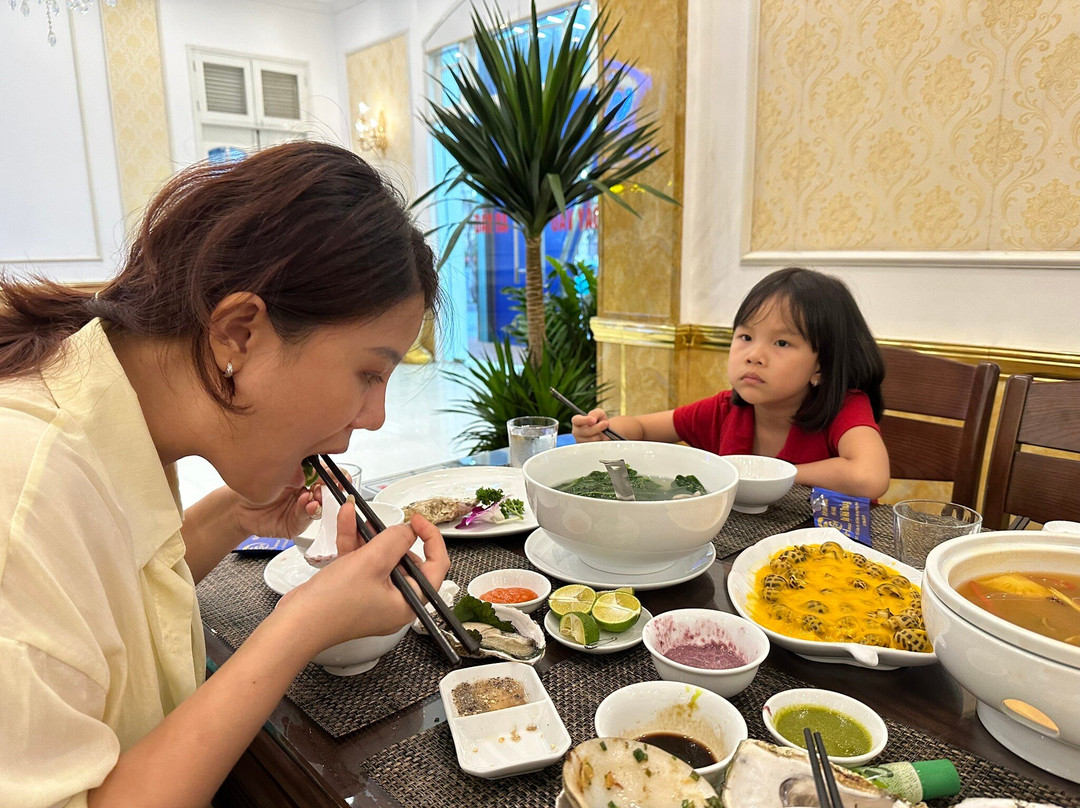 Nhà Hàng Đại Hải Thủy