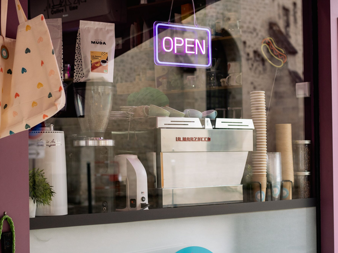The Small Talk - Café & Concept Store