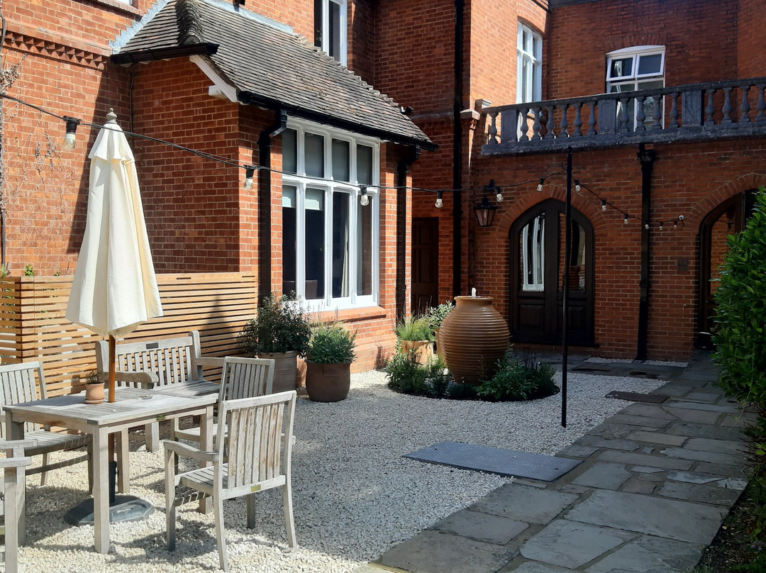 奥德里斯伍德酒店主图