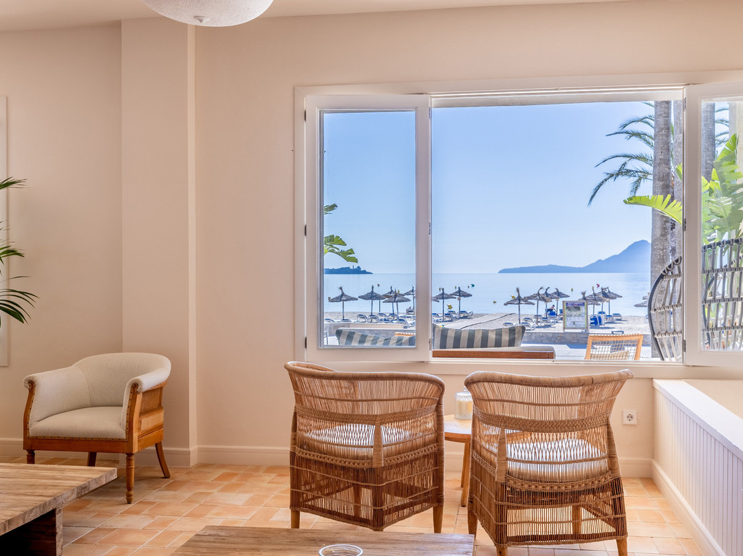 Hoposa Hotel Pollentia主图