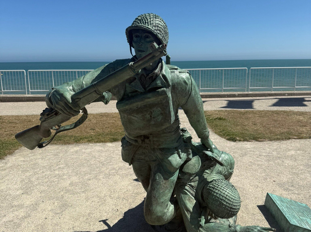 Link Paris-巴黎必去景点