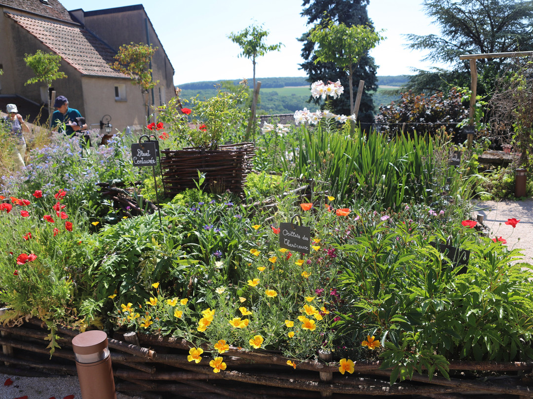 Chateau de Châteauneuf-en-Auxois-Chateauneuf必去景点