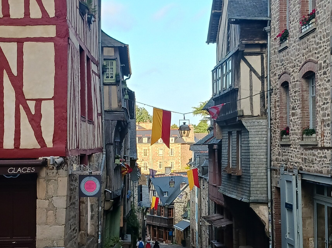 Porte du Jerzual-迪楠必去景点