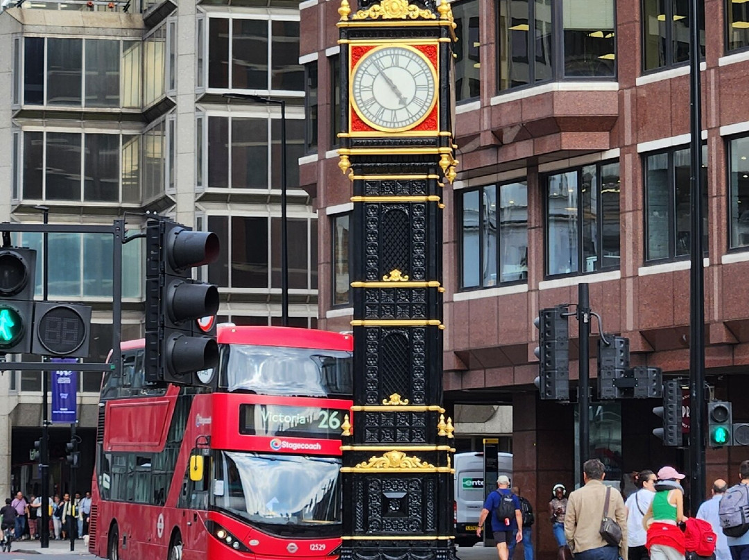 主教广场-伦敦必去景点