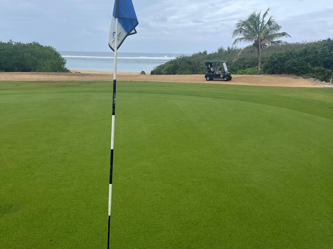 Natadola Bay Championship Golf Course-辛加东卡必去景点