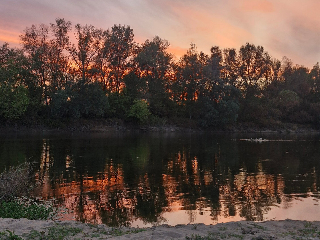 Instant Nature-讷韦尔必去景点