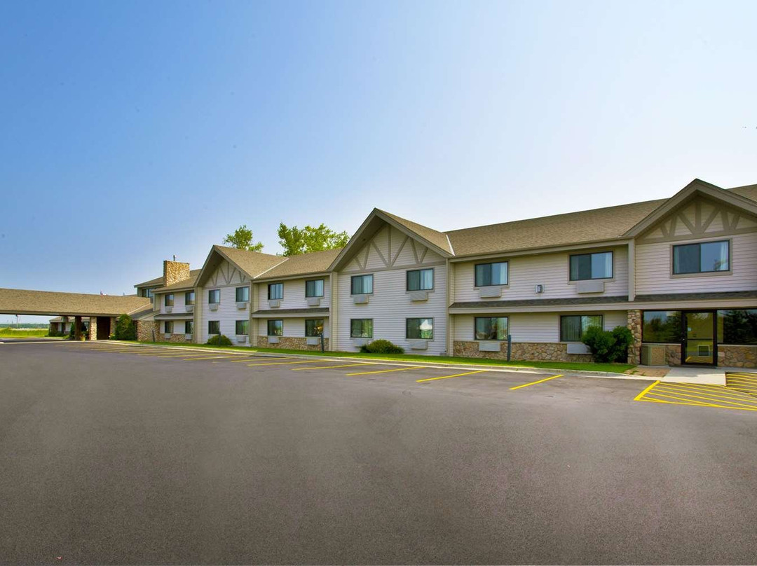 Warroad酒店住宿-AmericInn by Wyndham Baudette