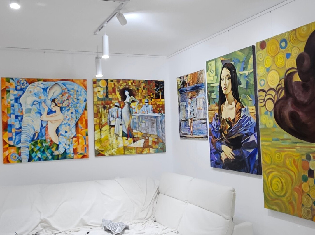 Grona Art Gallery-Paterna必去景点