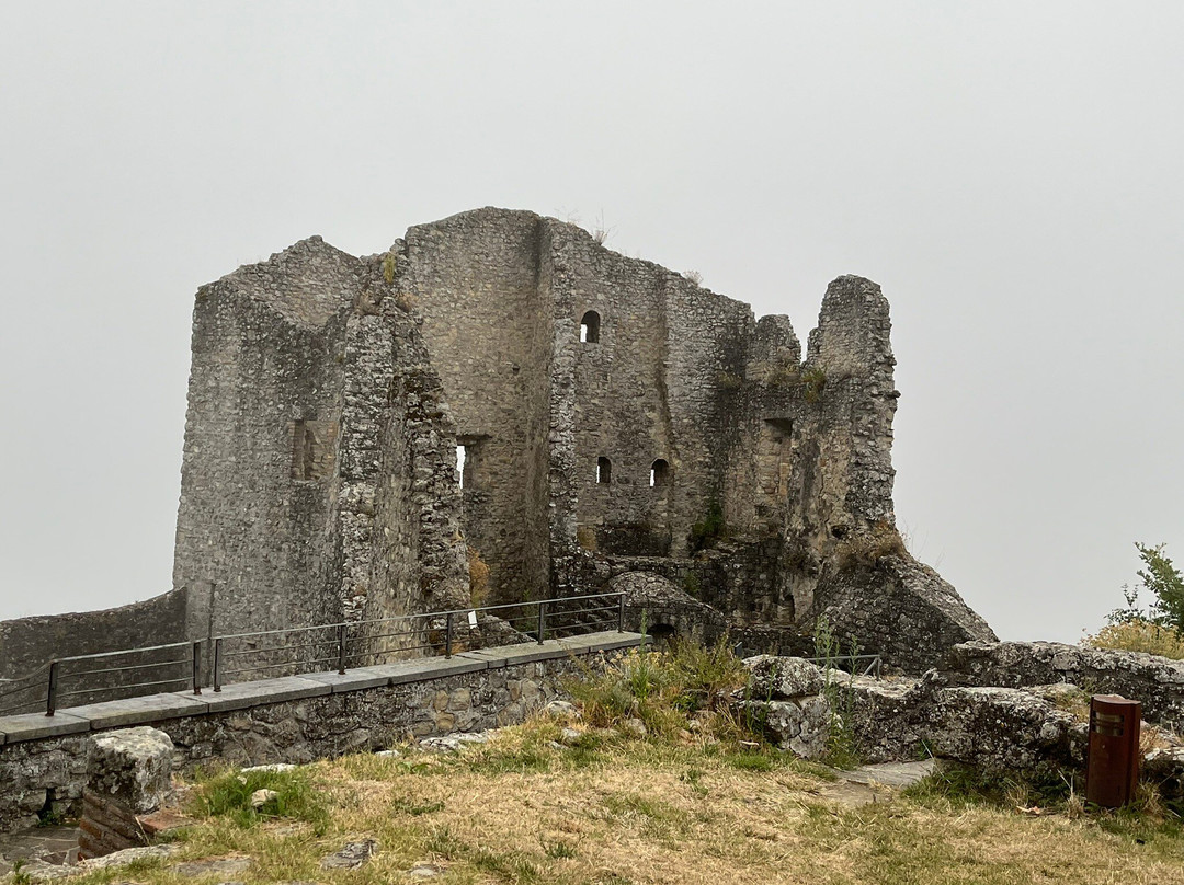 Canossa Castle-Canossa必去景点