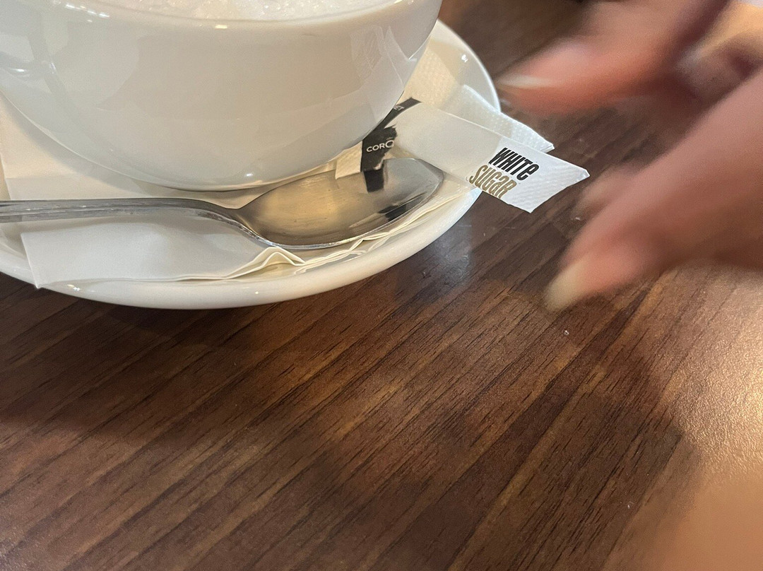 卢顿希尔顿花园酒店主图