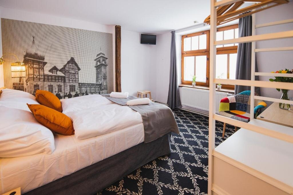 Hotel a restaurace Petřín主图