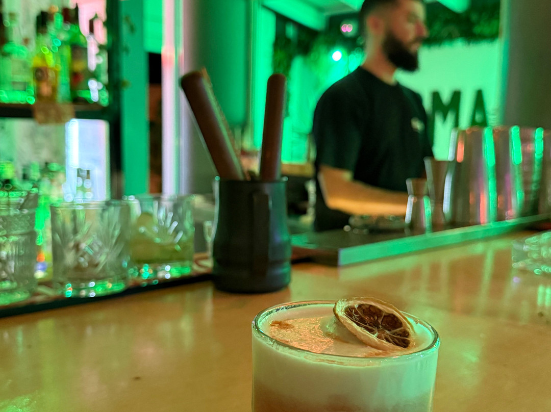 Karma Cocktail bar-Skala必去景点