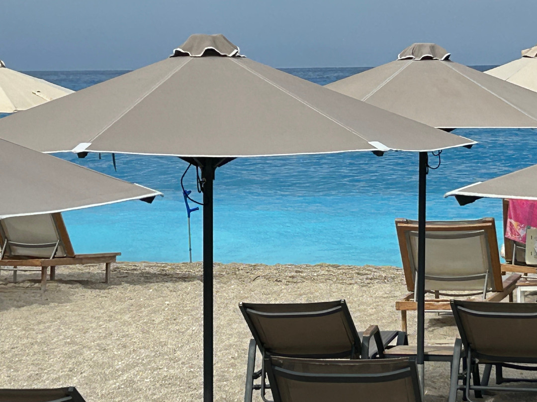 Kathisma Beach-Agios Nikitas必去景点