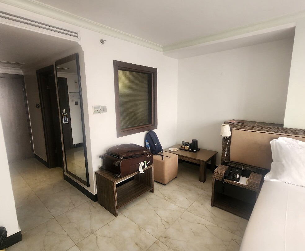 Golden Tulip Dar City Center主图