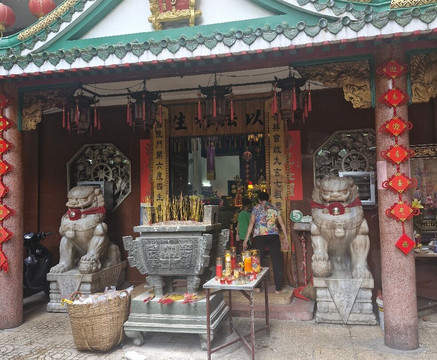 Chua Van Phat - Temple of Ten Thousand Buddhas-胡志明市必去景点