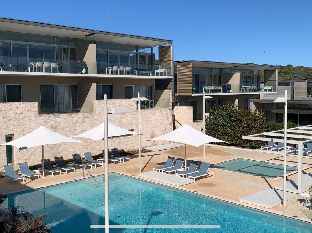 斯密斯海滩度假酒店主图